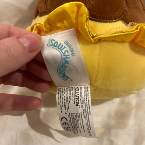 Belle and Squishmellow 6in small - Picture 5 of 5